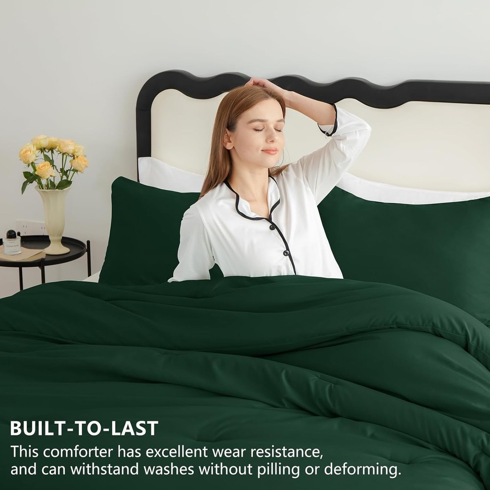 Dark Emerald Green Queen Comforter Set, 3 Pieces Solid Breathable Quilted Bed...