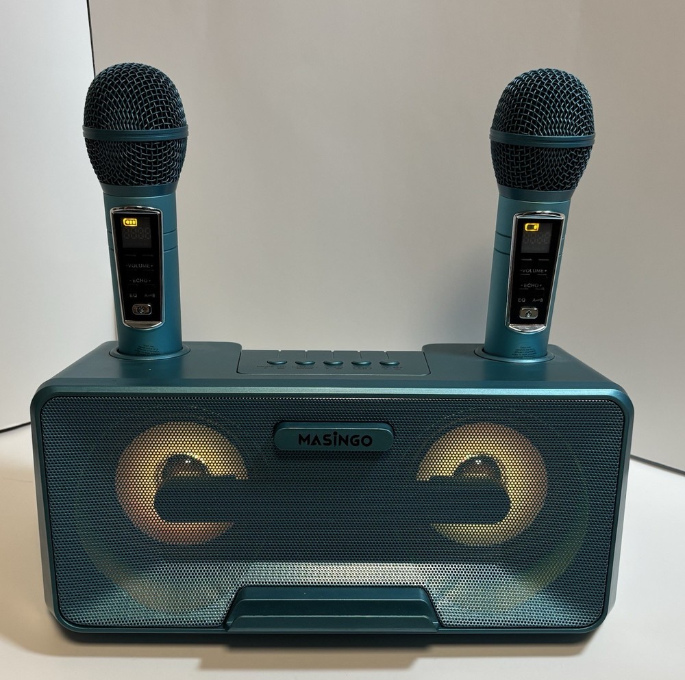 masingo karaoke machine 2 Microphones. Bluetooth Very Good Condition