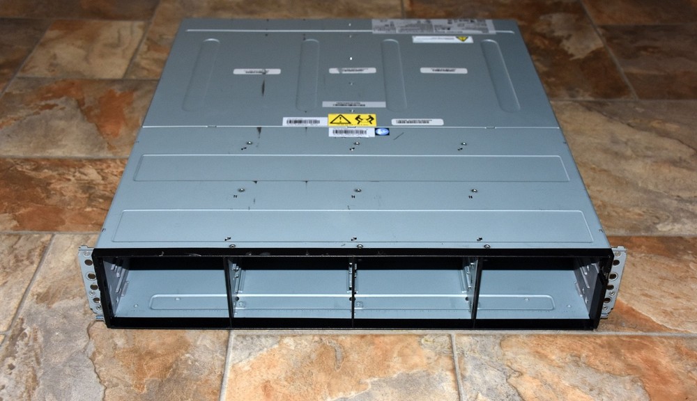 IBM 2072-3H2 FlashSystem 5030 Control Enclosure w/ 2 Controllers 2x 800W PSU