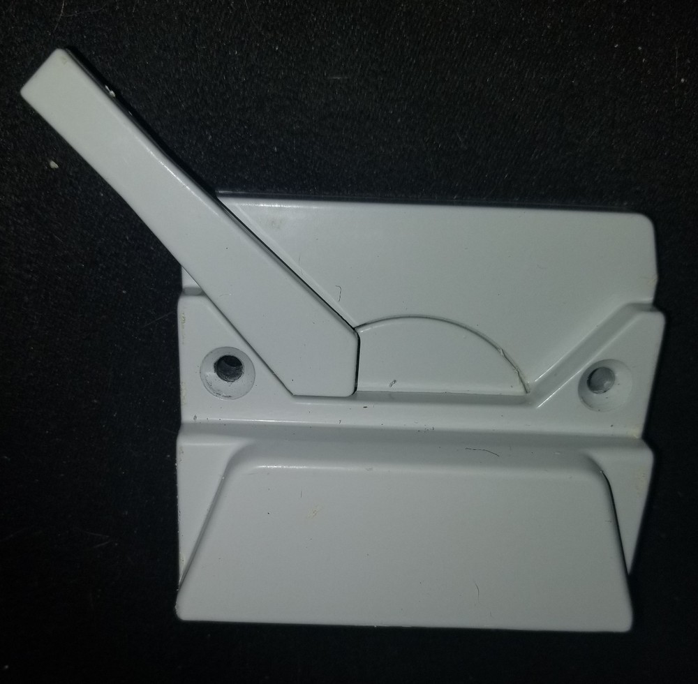 ANDERSEN TRUTH WINDOW CASEMENT LATCH LOCK WHITE MODEL 40399