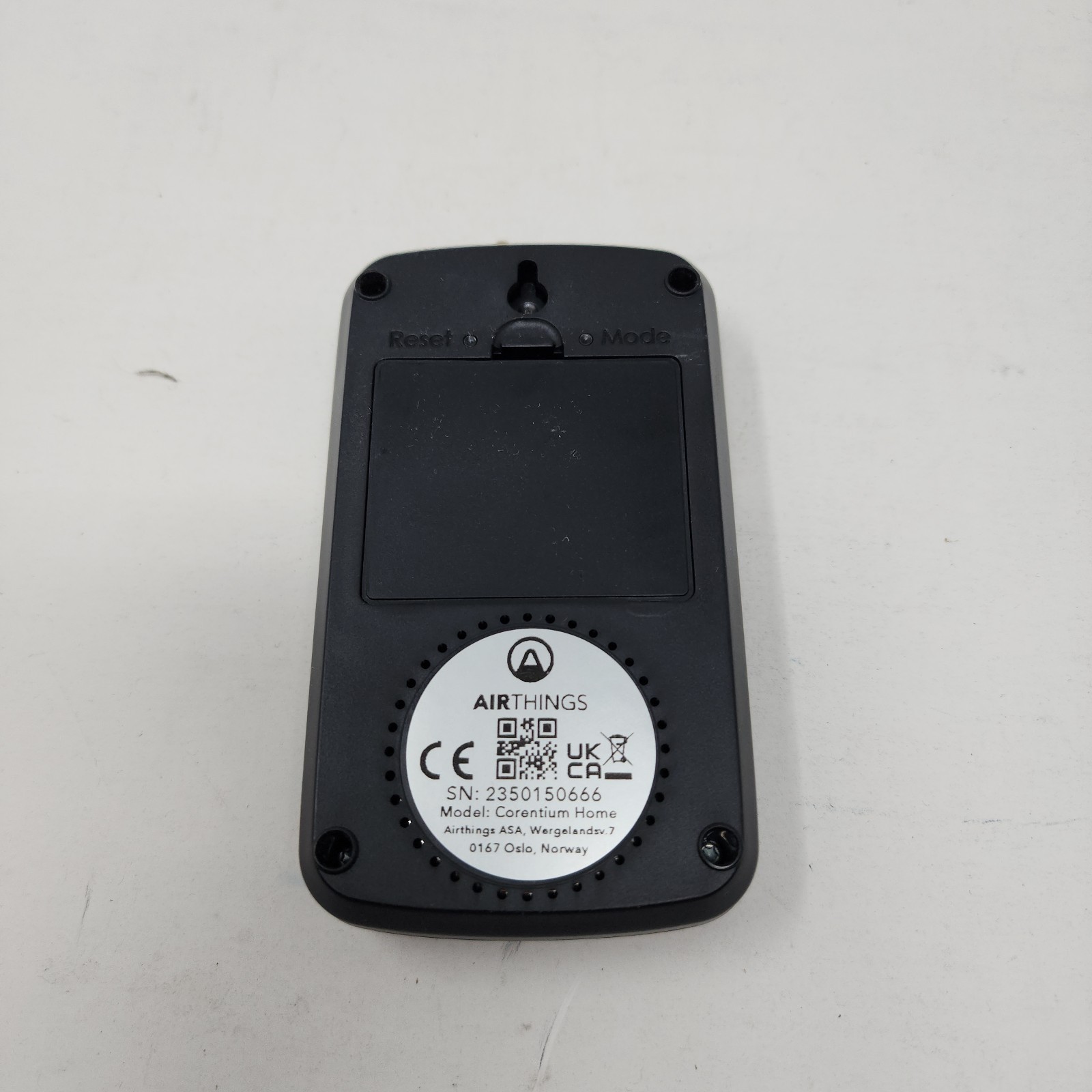 Used Airthings 2350 Battery Operated Digital Radon Detector LED Display Portable