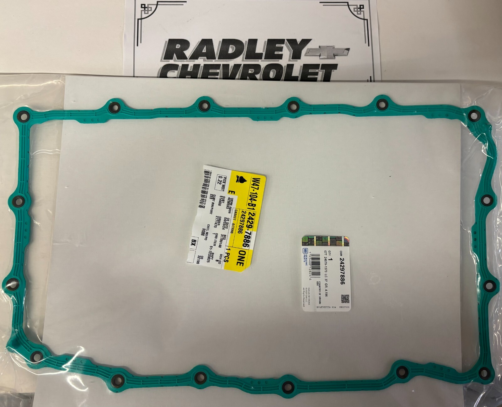 NEW GM OEM AUTOMATIC TRANSMISSION PAN GASKET- GENERAL MOTORS GMC 24297886