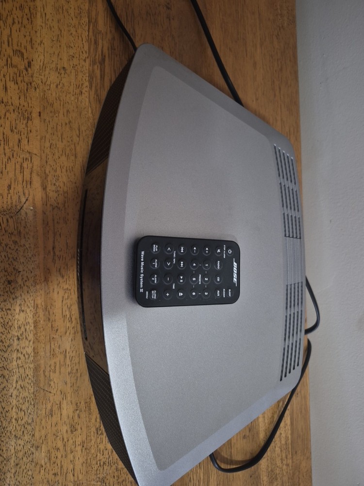 Bose Wave Music System IV Shelf Stereo System Platinum Silver