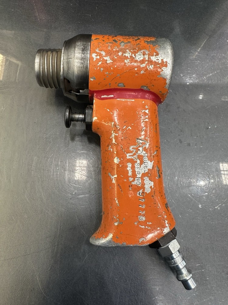 American Pneumatic Tools (APT) 1X Rivet Gun, Model 100B