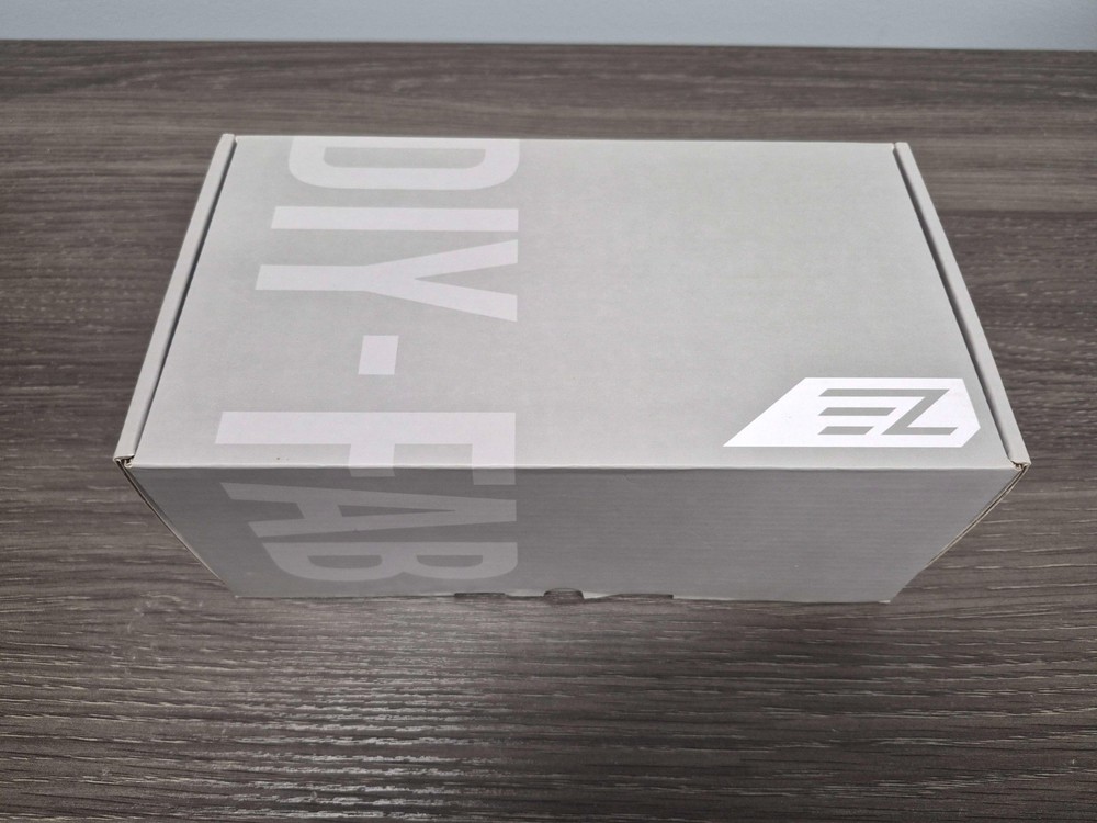 EZDIY-FAB Vertical PCIe 4.0 GPU Mount Bracket (White)