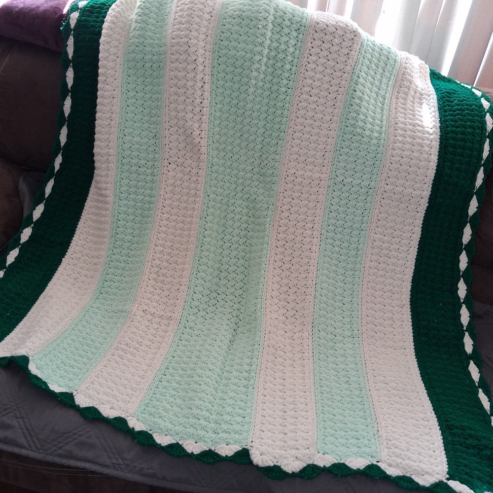 Green Multigreen Aphagan Approx 45x 57