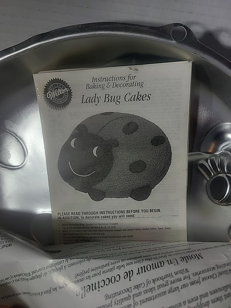 2005 Wilton Retired Ladybug Cake Baking Pan Mold & Instructions - #2105-3316