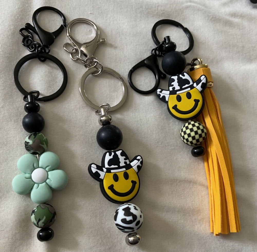 New Handmade Personalized Beaded Keychain/Decorative Bag Charm Multicolor/Theme