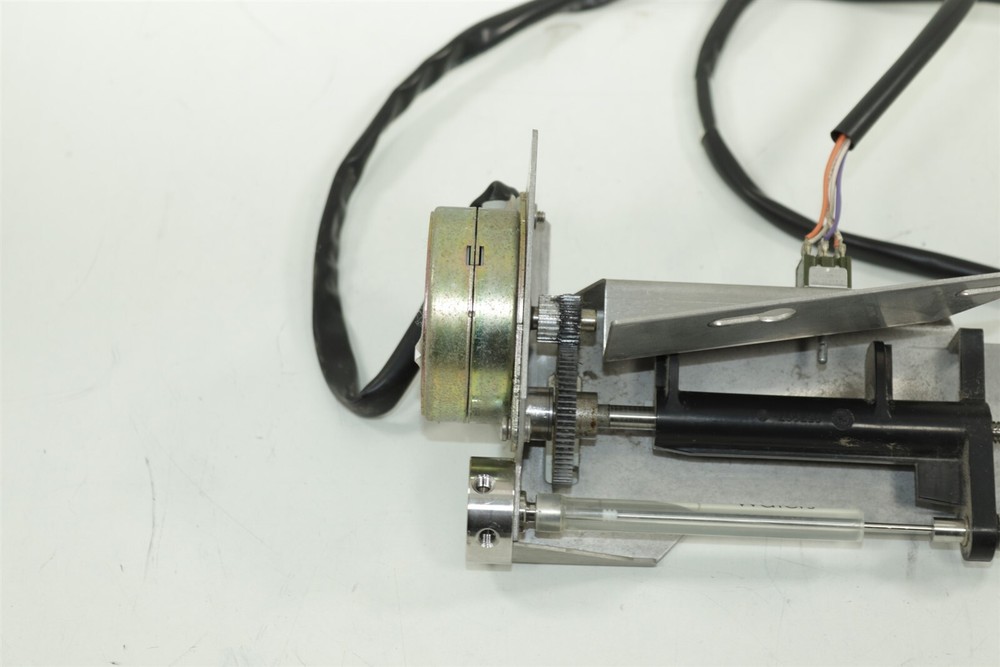 Waters Alliance 2695 Separations Module HPLC System 23BB-H253-07P