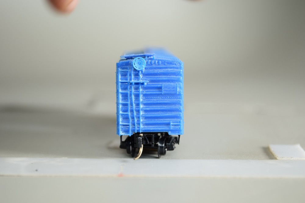 4892 Micro Trains 40' BOX car UN DEC UN PAINTED