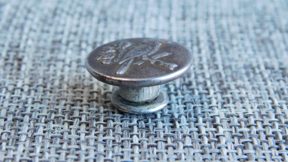 Antique Vtg Uniform Work Stud Button Bird Aprx: 11/16" #405-B