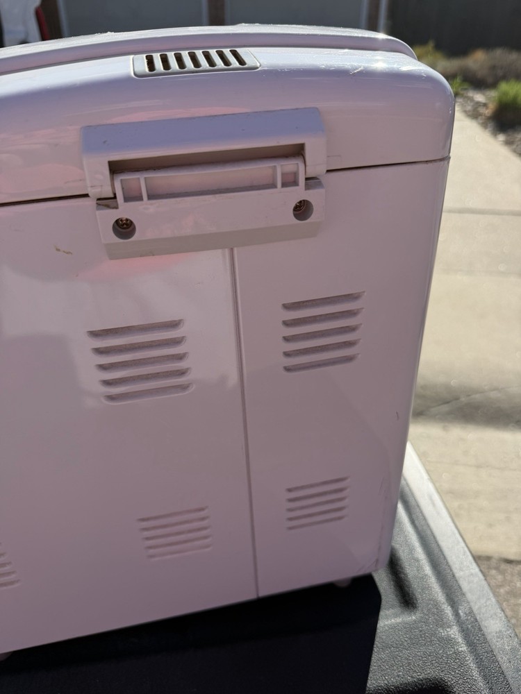 Oster 5839 Automatic Bread Maker Machine 520W 120V – No Bread Pan