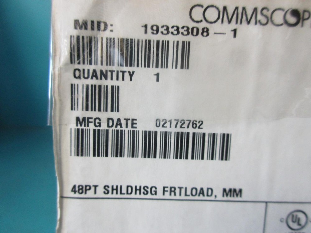 NEW COMMSCOPE 1933308-1 SL SERIES PATCH PANEL MULTIMEDIA 48-PORT FLAT FRONT