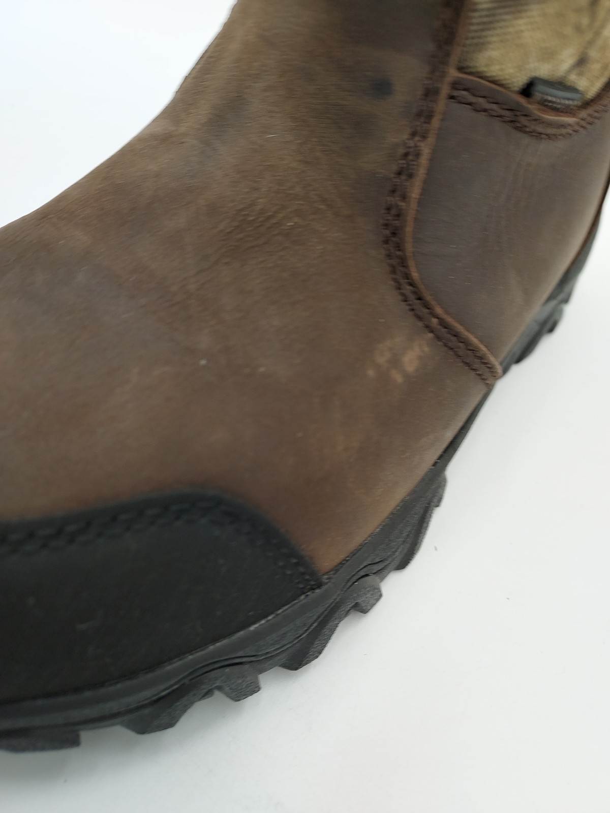 Magellan Outdoors Womens Sz 6B Snake Shield Armor 3.0 Realtree Edge APX (K4-D4)