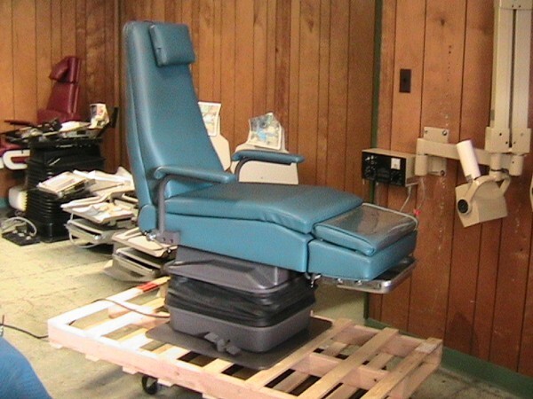 PODIATRY CHAIR DEBRIS TRAY