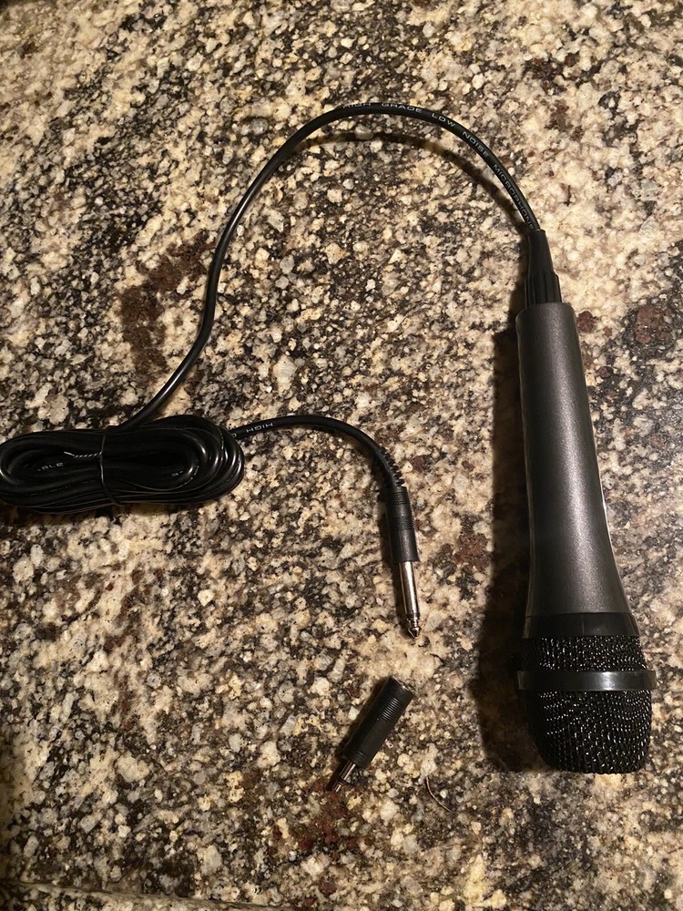 The Singing Machine SMM205 Dynamic Professional Microphone