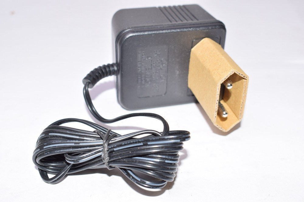 NEW W/ Box B&B Electronics DPD-1200500V AC-AD Adaptor, E1250BL.BB3