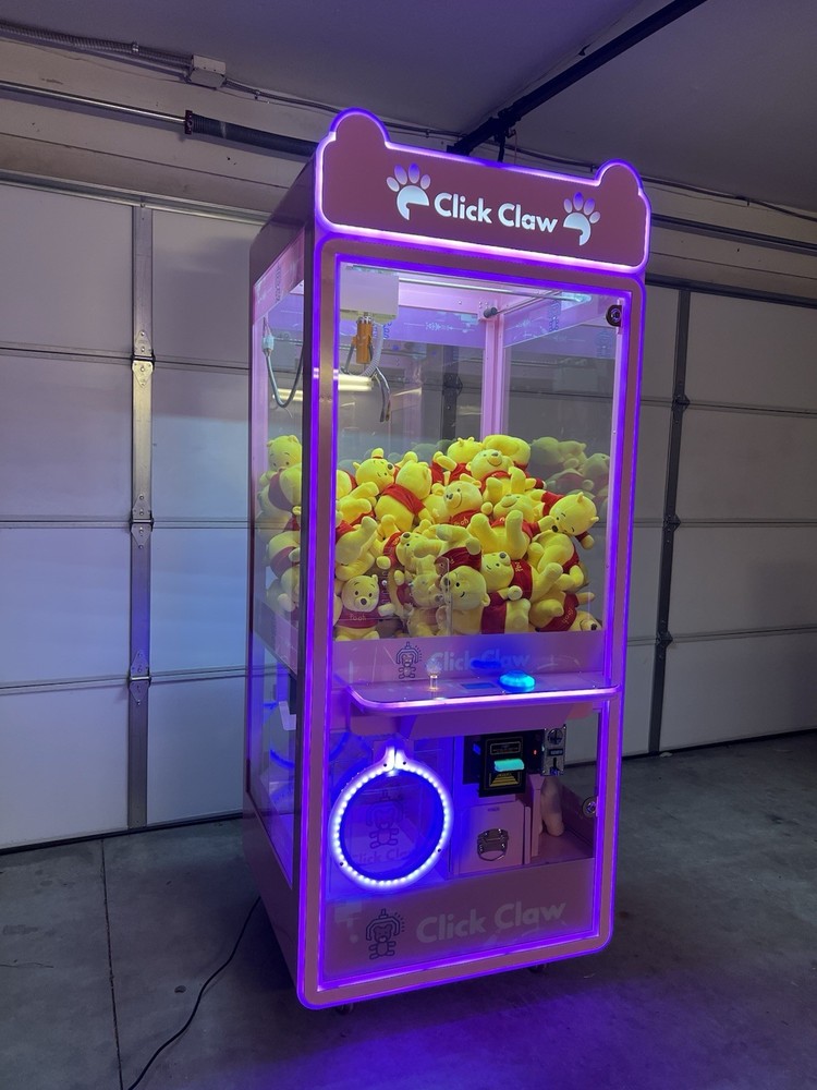 Claw Machine W/ Big Claw Crane Arcade Game