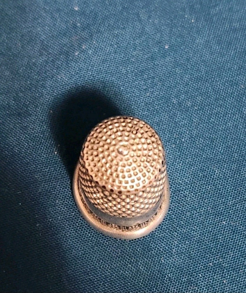 Antique Simons Bros Co Thimble Size 8