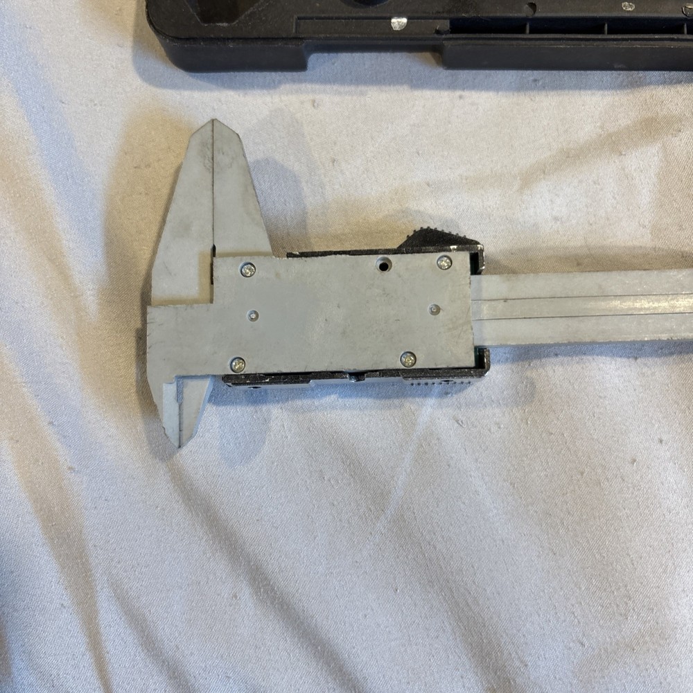 Digital Caliper 0-155mm With Hard Case