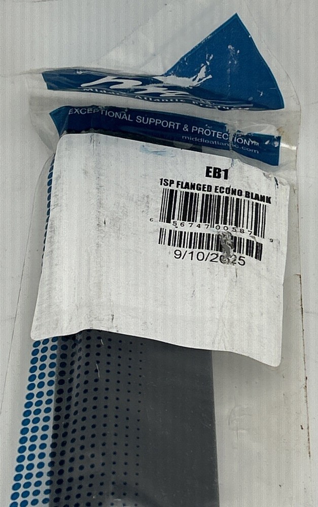 Middle Atlantic EB Series Flanged Blank Panel EB1