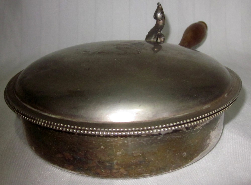 EPC 300 Silver Plate Silent Butler Crumb Catcher Old