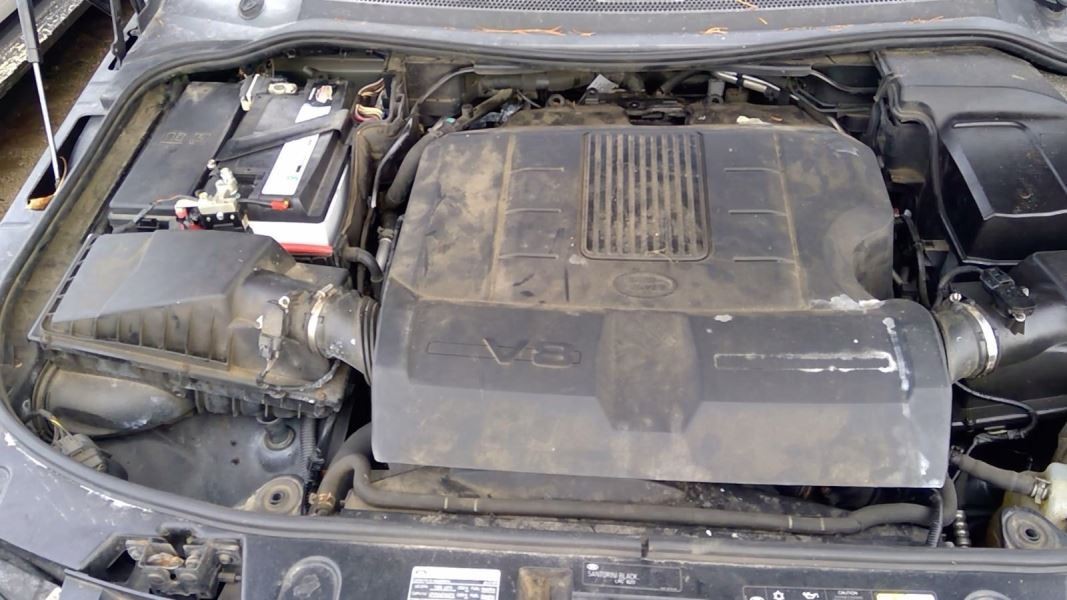 Info-GPS-TV Screen Display Dash Mounted 7" Screen Fits 13 LR4 4211874