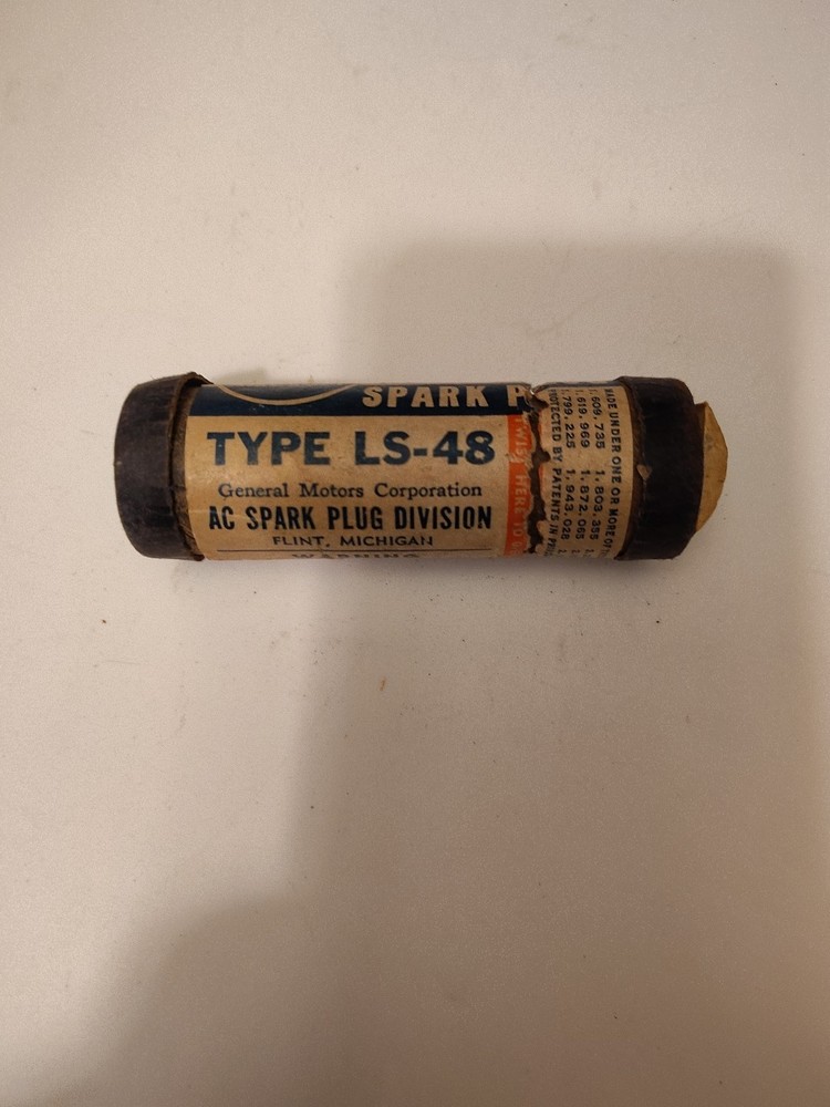 AC SPARK PLUG LS-48 NOS