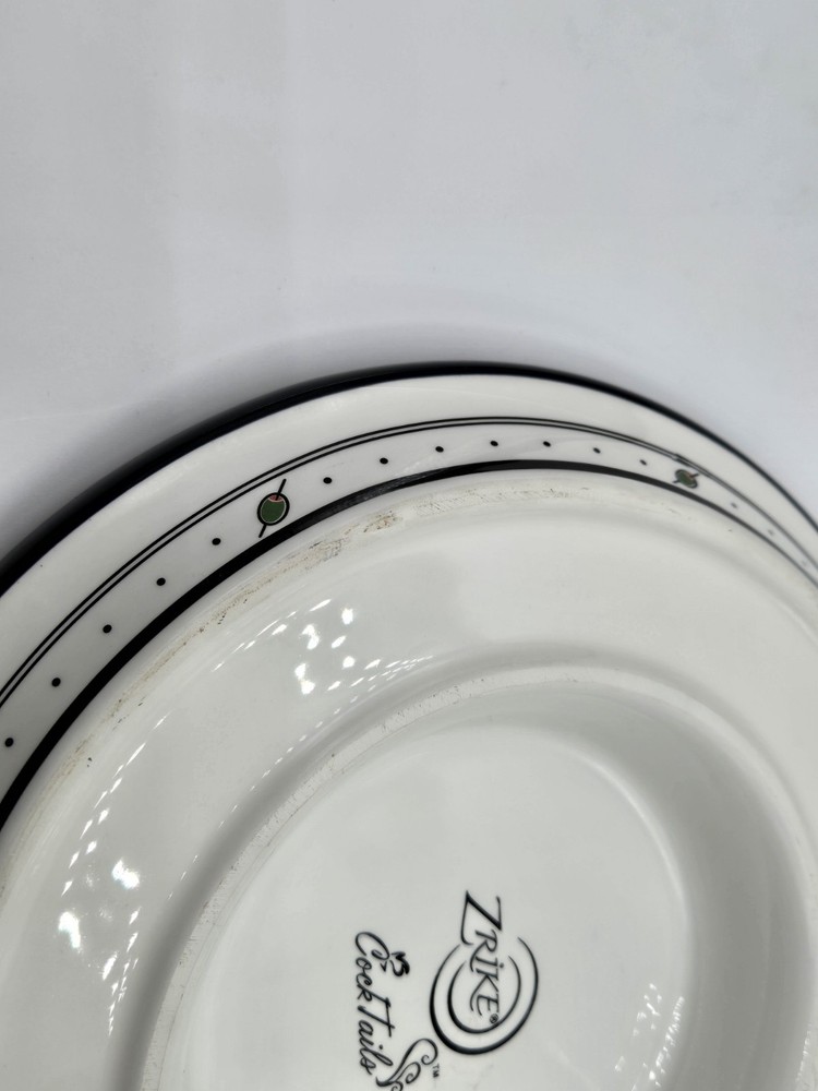 Zrike Round Appetizer Dish