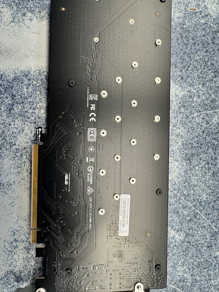 ASUS Hyper M.2 x16 Gen 4 Card – Open Box – Never Used – Missing 1 Mounting Screw