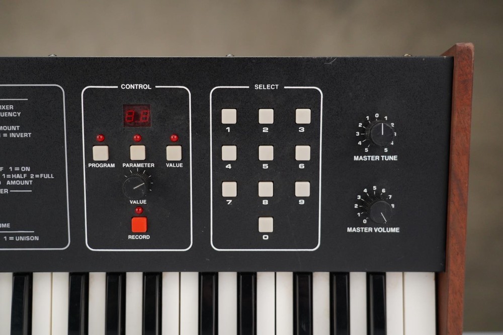 Sequential Circuits Six-Trak Synthesizer #57519