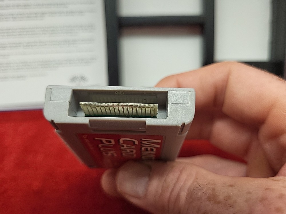 Nintendo 64 Memory Card Plus with Case - READ