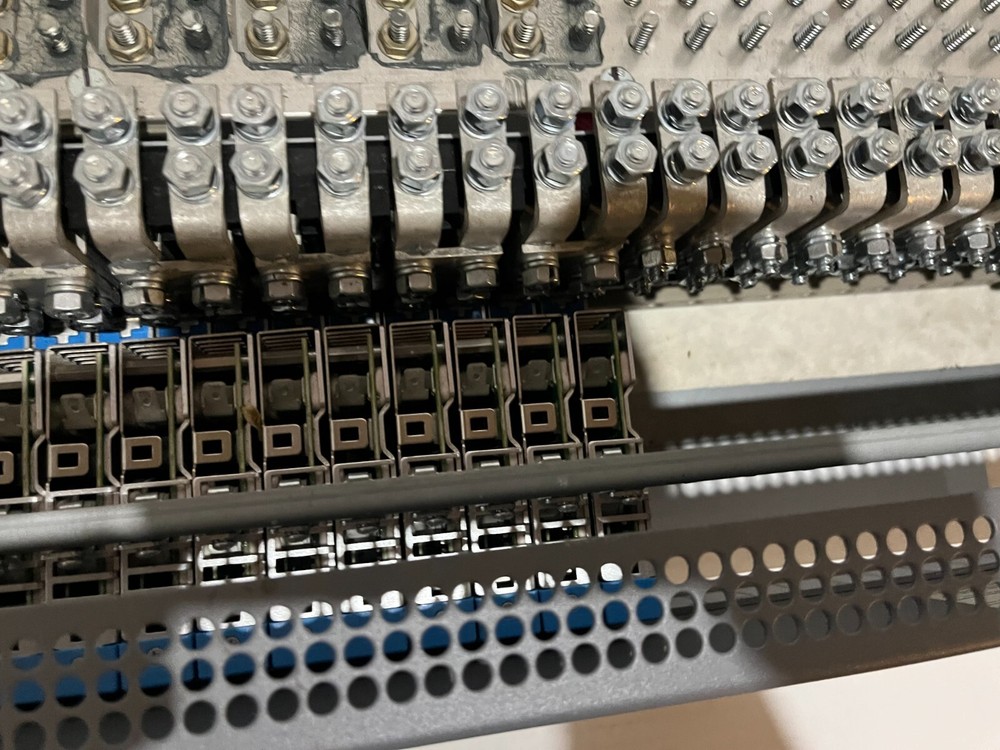 Vertiv NetSure 5000 Power Distribution Cabinet Panel