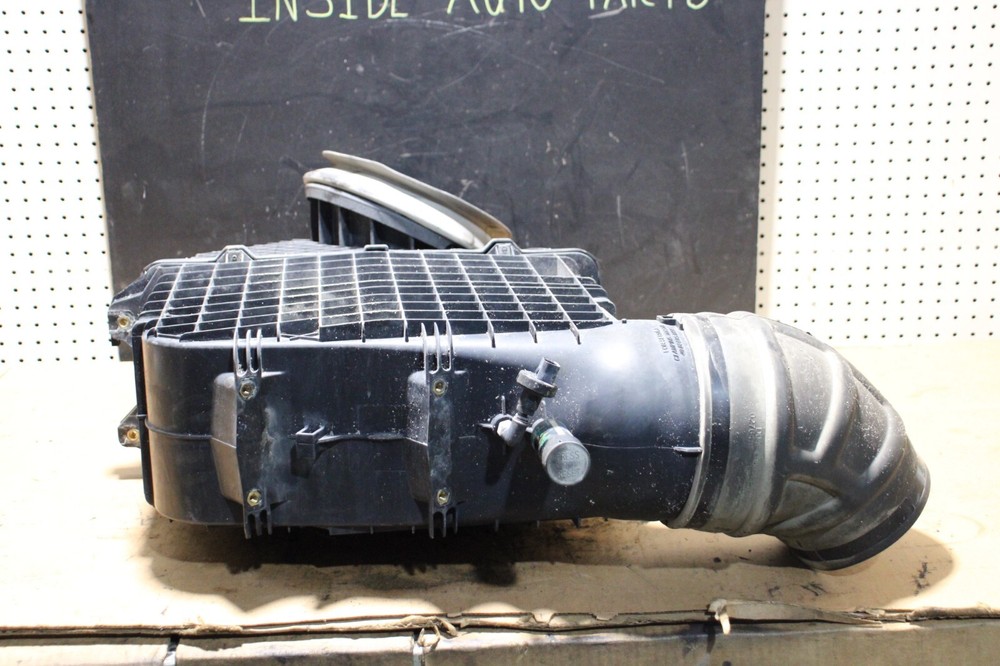 2020 Peterbilt 579 Air Cleaner / Air Filter Housing