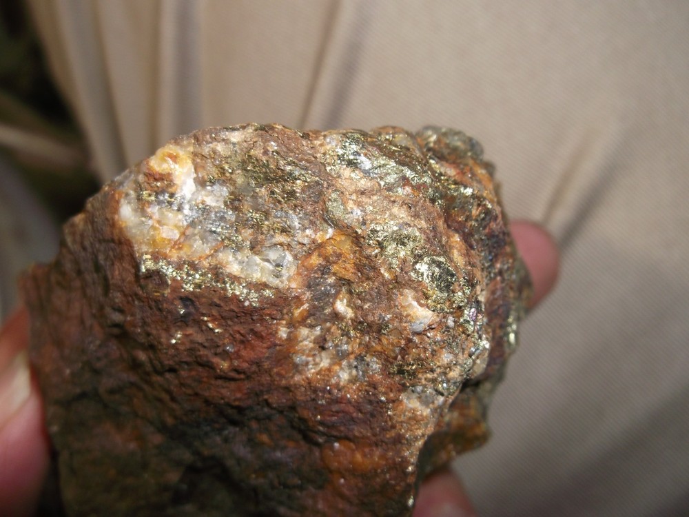 Gold, silver, copper, 429 grams samples ,ore high grade .