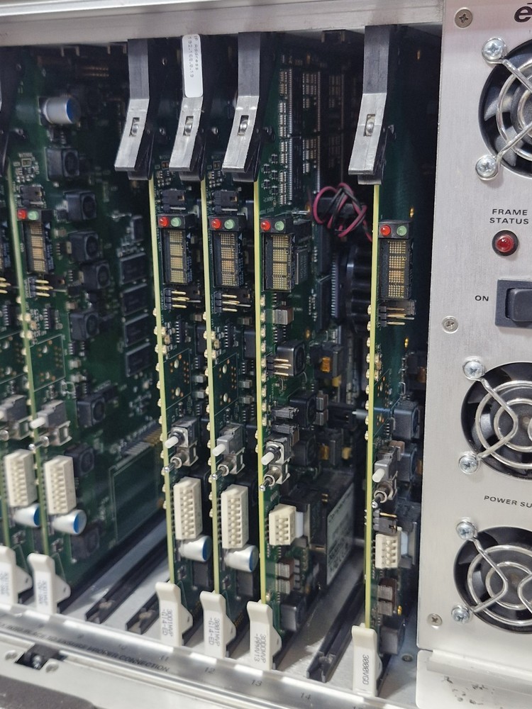 Evertz 3000FR Multi-Image Processor Frame w/ Modules Powers On, Not Fully Tested