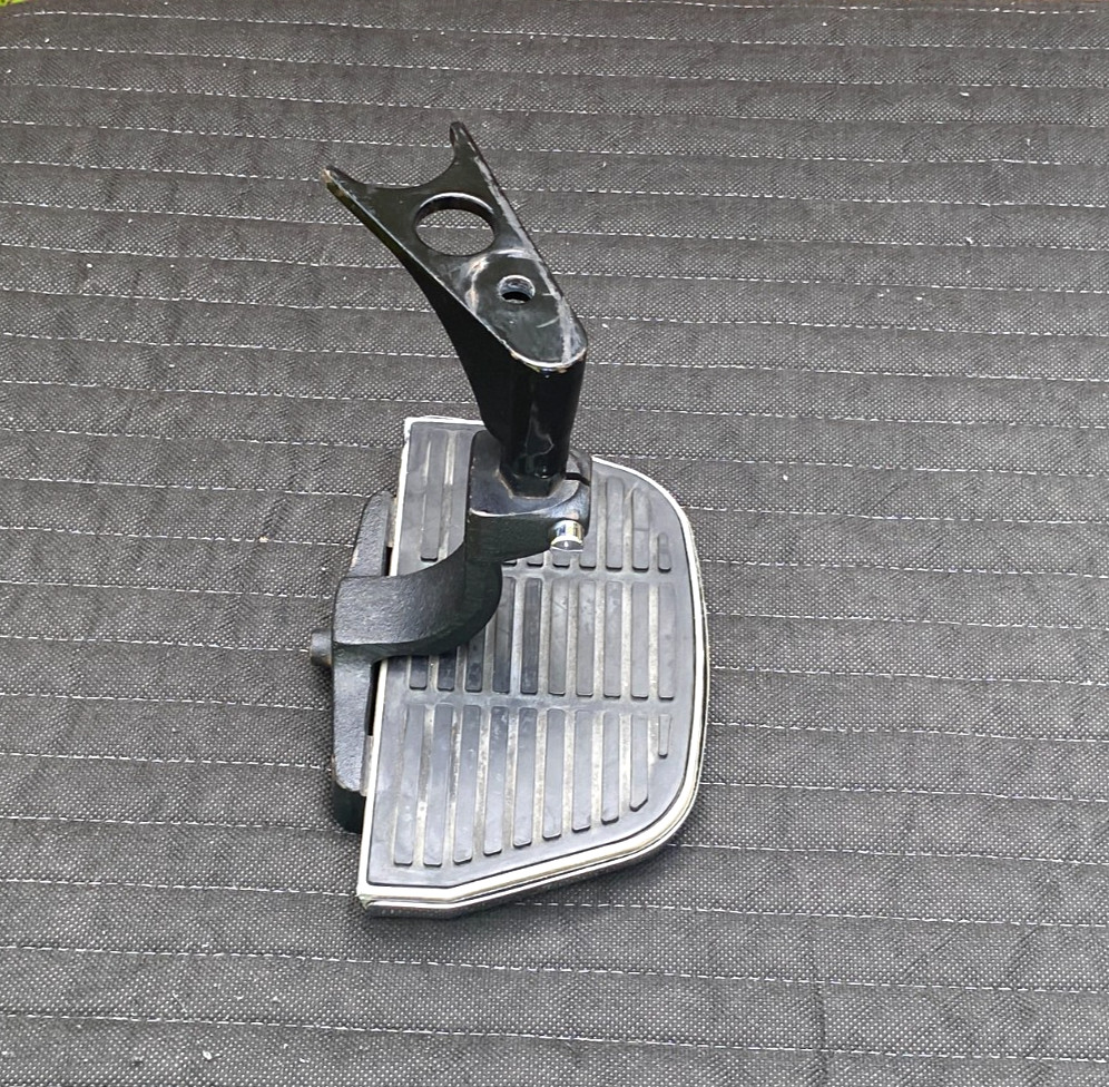 Harley-Davidson Rear Passenger Footboard Softails 50602-00A (Single Side) 00-17