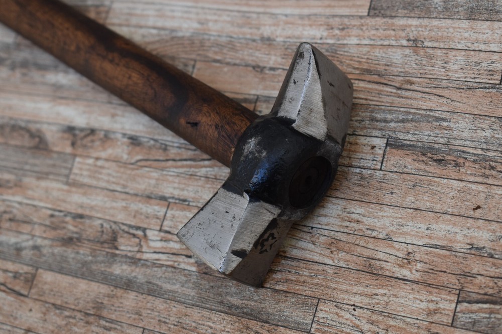 Nice Iron Blacksmith Hammer Silversmith Carpentry Work Square Head Hammer Tool