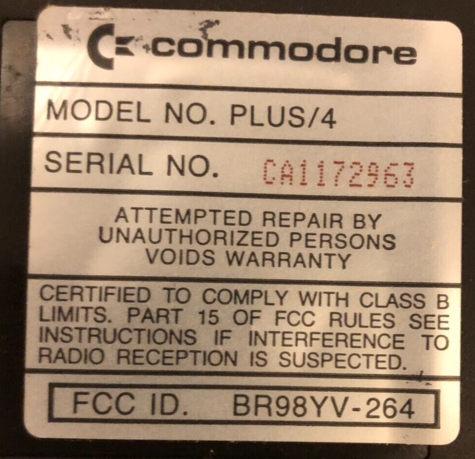 Vintage Commodore Plus/4 computer with Original box / INTEGRATED SOFTWARE MANUAL