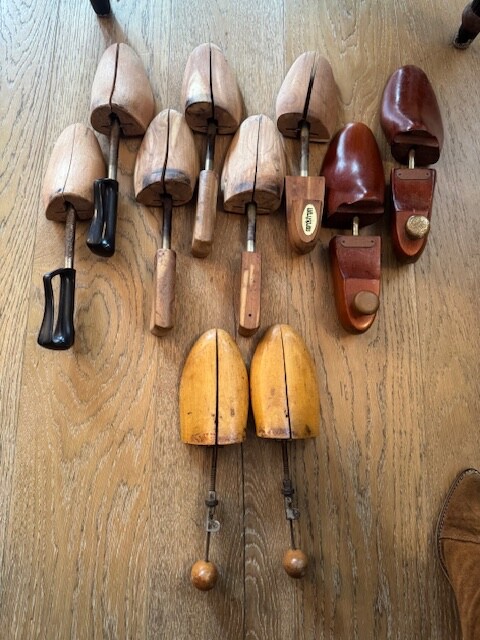 Men's Solid Wood Tree Adjustable Shoe Stretcher Forms - Great condition