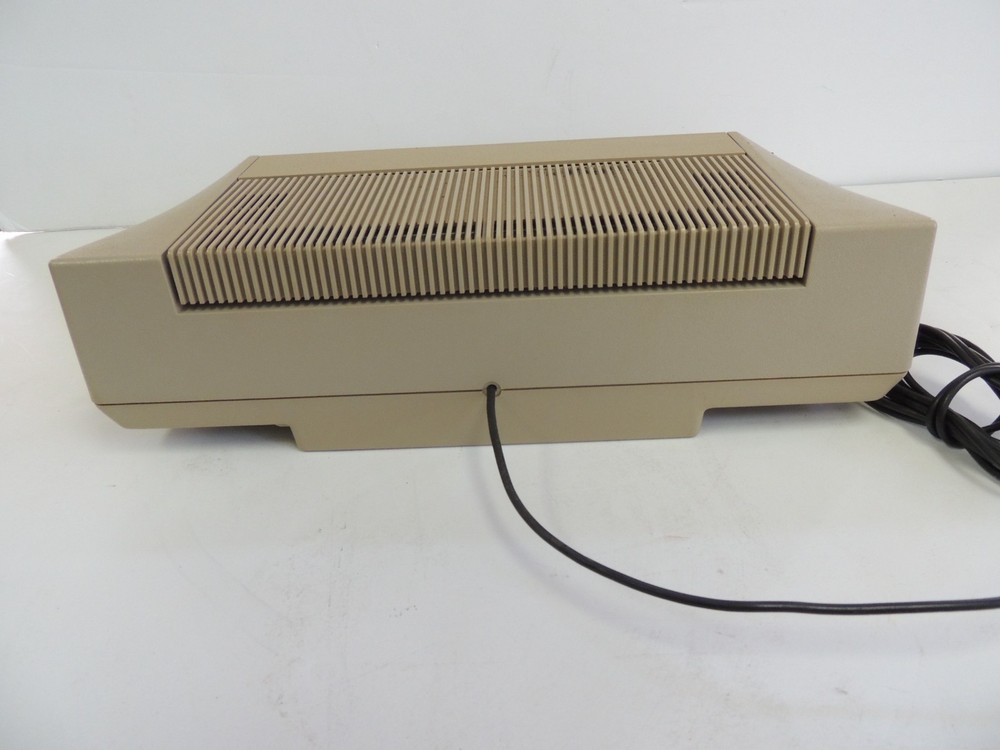 Atari 800 Vintage Home Computer Tested + power, composite cable, 1902A cable