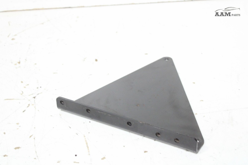 2018-2023 FREIGHTLINER CASCADIA ENGINE MANIFOLD HEATER BRACKET OEM