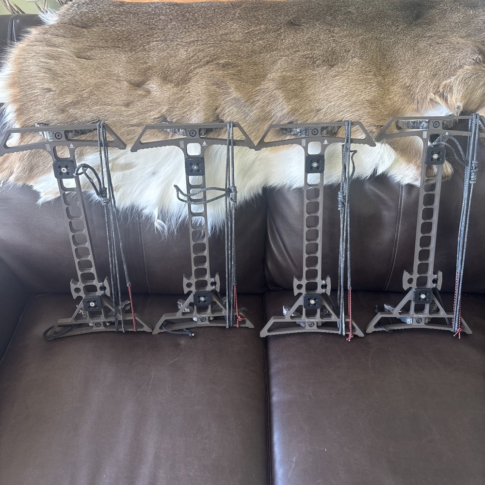 Trophyline Hyperlite Climbing Sticks 4 pack used with extra accessory￼