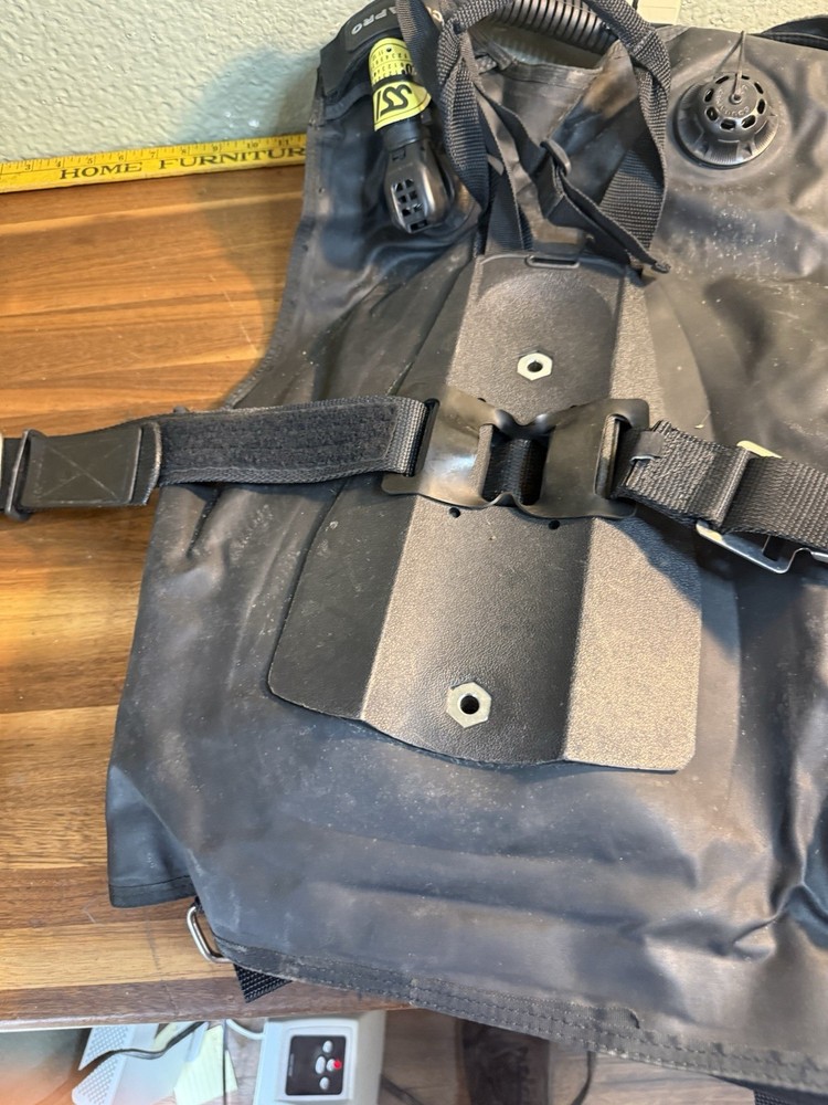 Scubapro Classic NT BCD Medium Buoyancy Compensator Scuba Dive Vest