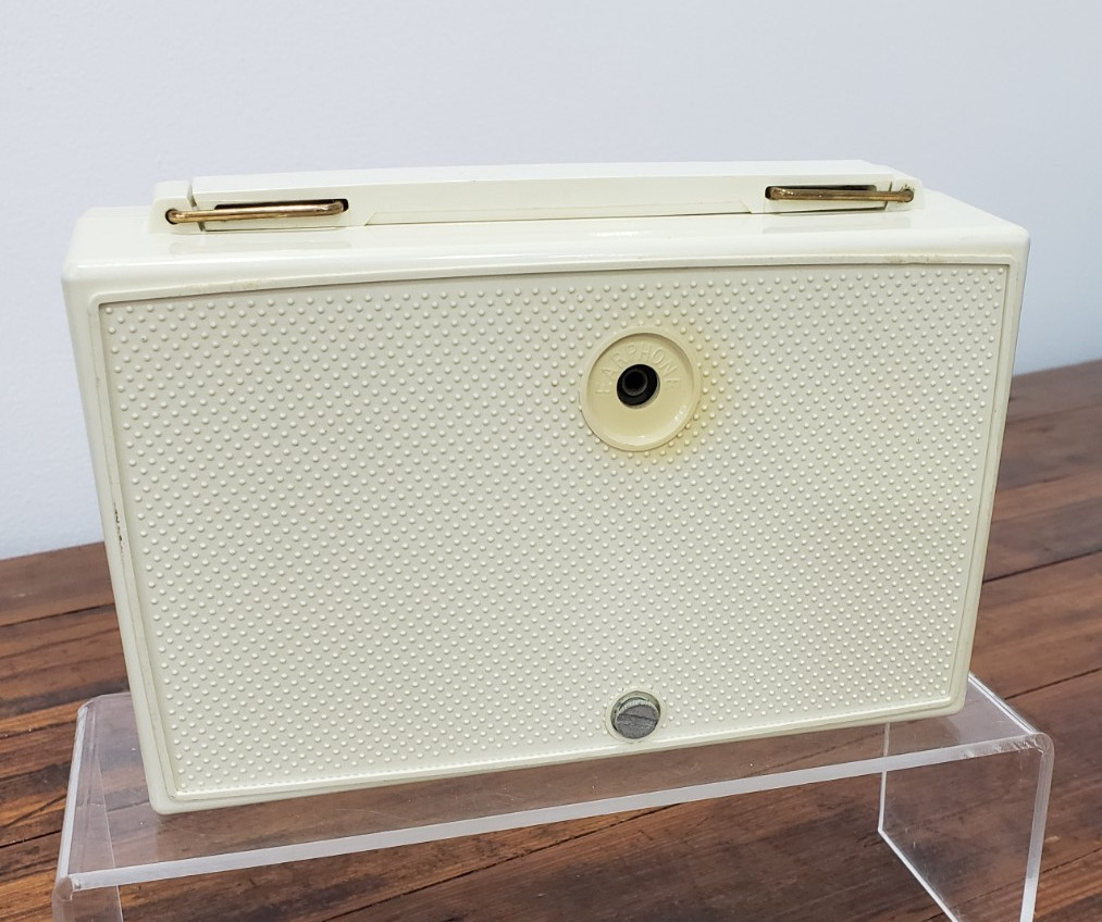 Vintage General Electric P808A Superheterodyne AM Transistor Radio NOT TESTED