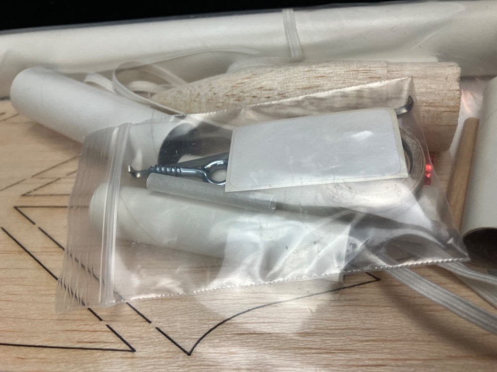 Squirrel Works JX-1 Sci-Fi Flying Model Rocket Kit – New, Sealed