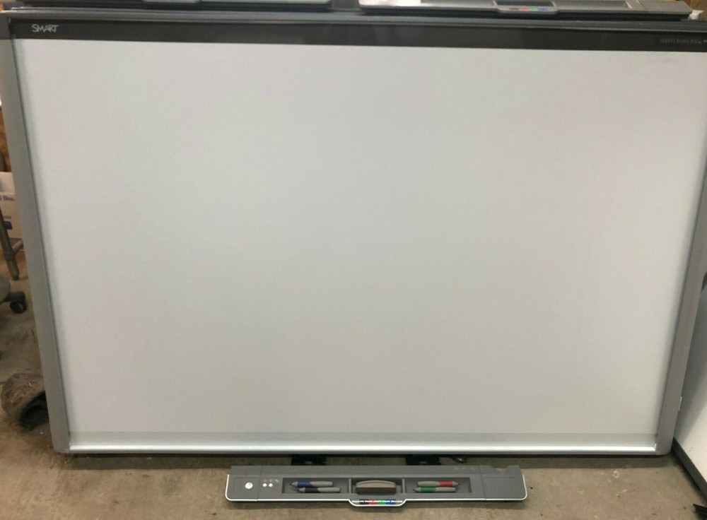 Smart Technologies White Board & Projector - 88 inch Smart Board Including Tray