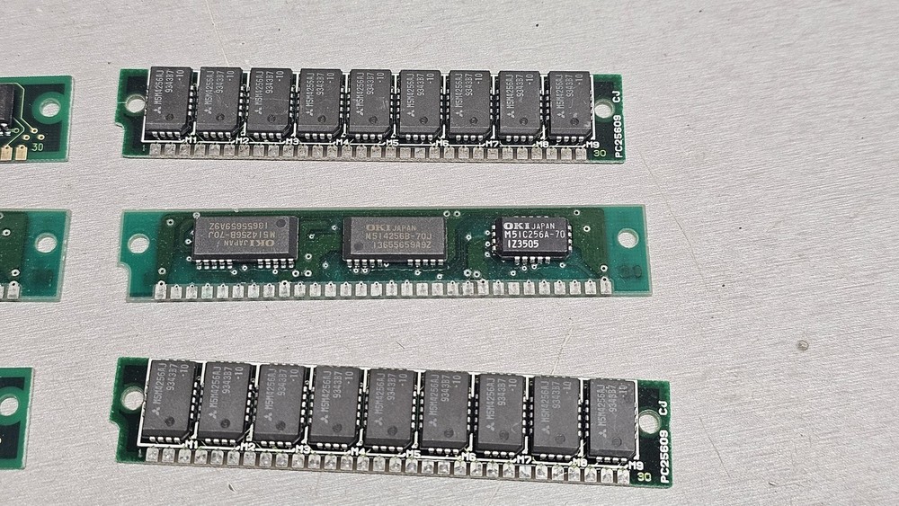 Various 30-Pin 1MB Simm Memory (BAD)(Does not Boot)