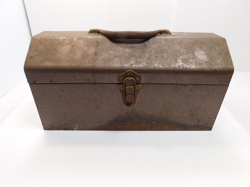 Vintage Art Woodworking Tool Box Kit