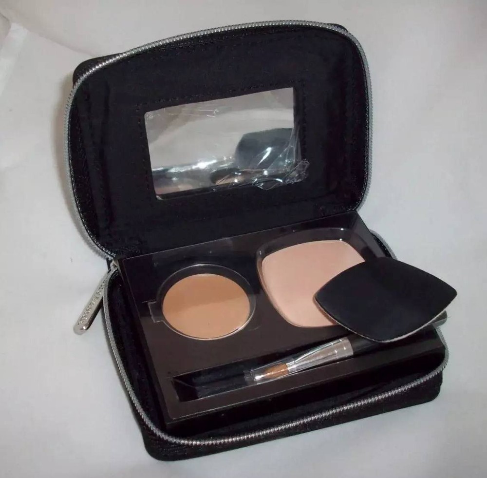 BareMinerals FLAWLESS Complexion Conceal & Finish Duo MEDIUM 1 NIB case include